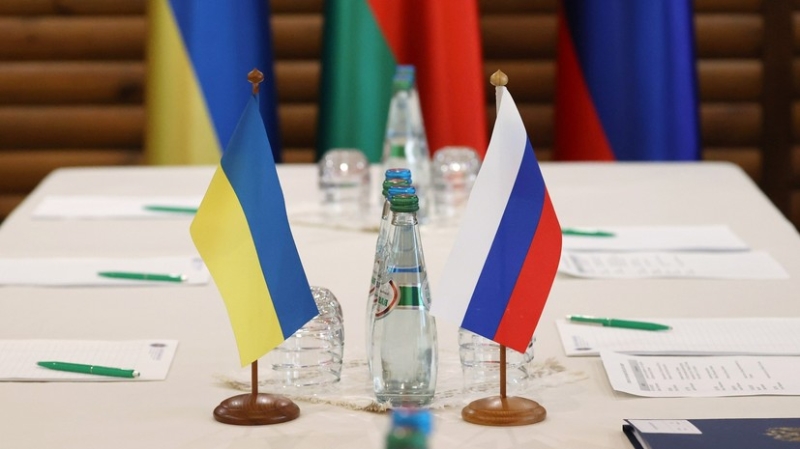 &laquo;Идёт нагнетание ситуации&raquo;: в Киеве заявили о желании ряда стран посадить Украину за стол переговоров с Россией