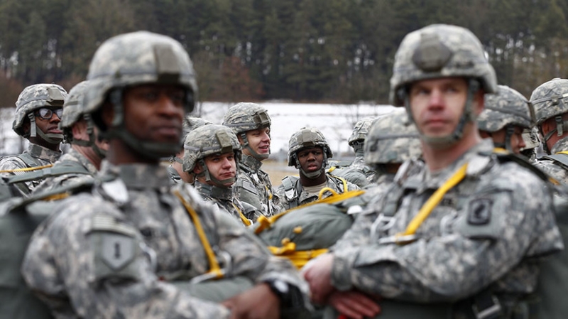 &laquo;Идёт перемещение войск&raquo;: Шойгу заявил о сосредоточении 40 тысяч военнослужащих США и НАТО у границ РФ