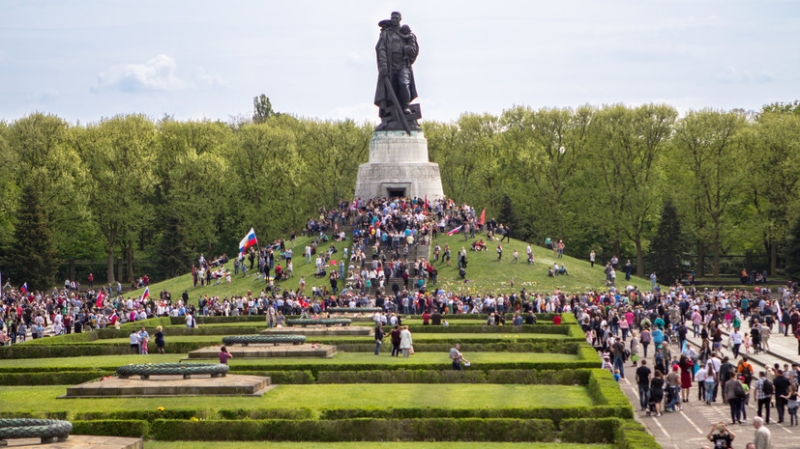 &laquo;Игнорируют роль СССР&raquo;: эксперты &mdash; о попытках Запада переписать историю Второй мировой войны