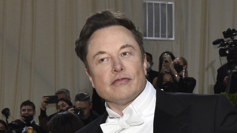 Илон Маск без объяснений изменил своё имя в Twitter на Гарри Больц