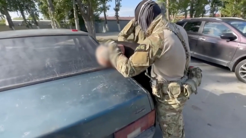 &laquo;Использовал сведения, дискредитирующие ВС РФ&raquo;: ФСБ сообщила о задержании пособника украинских спецслужб в Тюмени