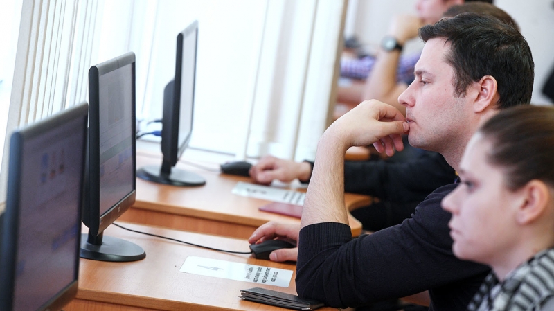 Истечение срока, износ и изменение данных: МВД подготовило регламент с основаниями для аннулирования водительских прав