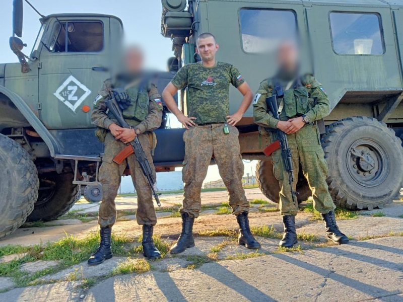 &laquo;Каждое слово прожито здесь&raquo;: как рэпер служит в зоне СВО