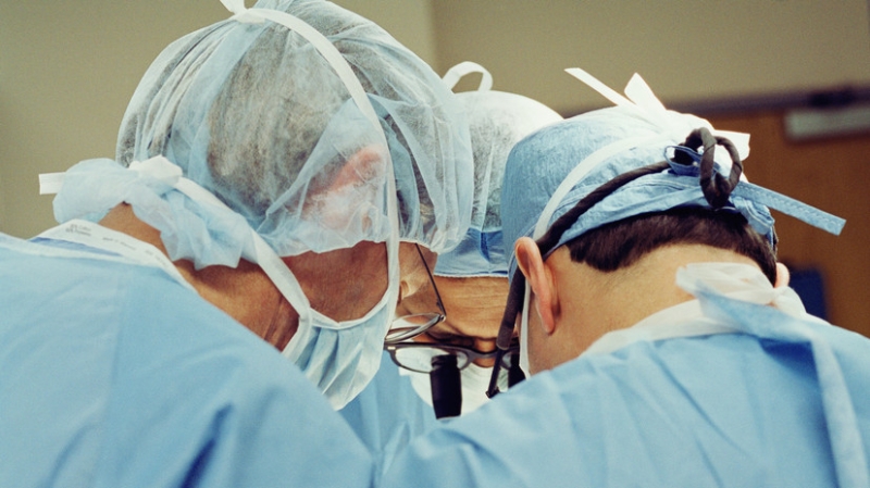 Коков: врачи делают всё для спасения жизни раненого в Нальчике сотрудника ДПС