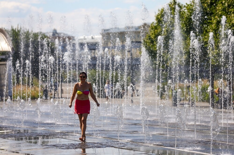 &laquo;Количество волн жары будет расти&raquo;: российский климатолог &mdash; о причинах температурных рекордов в России и мире