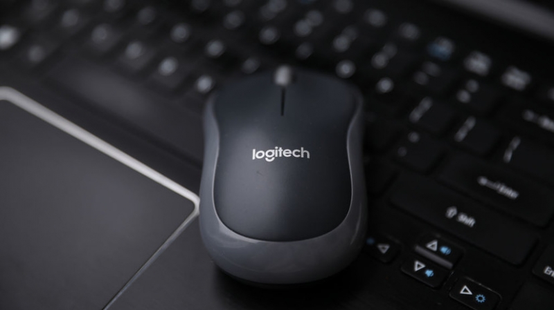 Компания Logitech начала выход с российского рынка