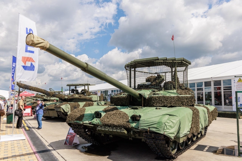 «Копируют российские технологии»: как США намерены модернизировать танки Abrams с учётом опыта СВО