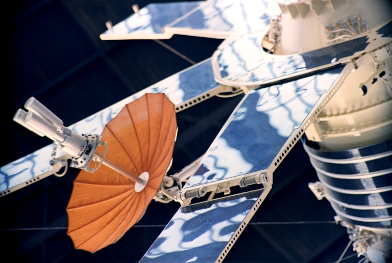 Космическая «Молния»: как в СССР создавались первые спутники связи