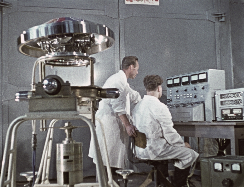 Космическая «Молния»: как в СССР создавались первые спутники связи