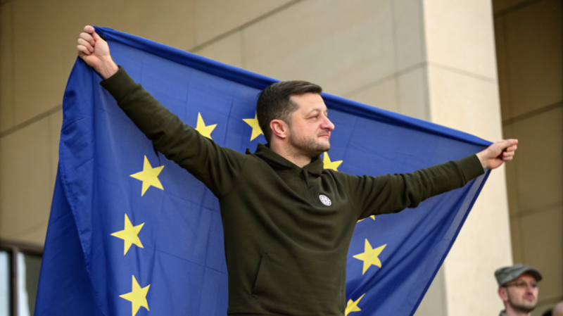 Лавров: Европа сделает всё, чтобы киевский режим не сменился