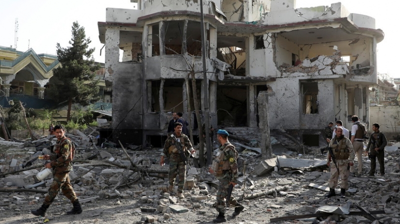 Лидер республиканцев в сенате США призвал защищать Кабул авиаударами