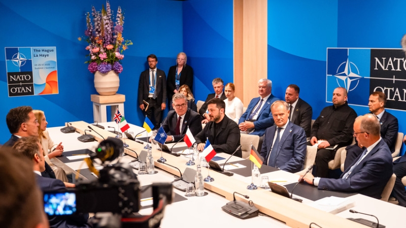 &laquo;Лишь массовка&raquo;: западные СМИ оценили роль Зеленского на саммите НАТО