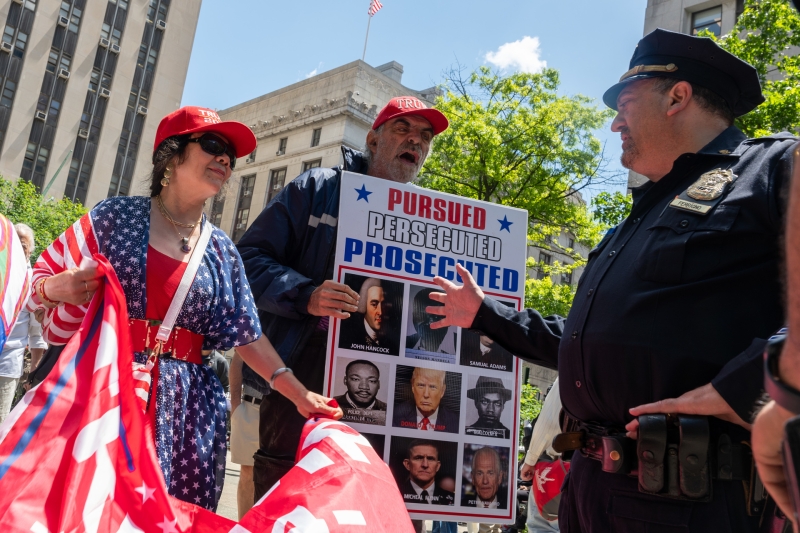 &laquo;Любому может грозить подобная судьба&raquo;: как в США и в мире отреагировали на обвинительный вердикт по делу Трампа