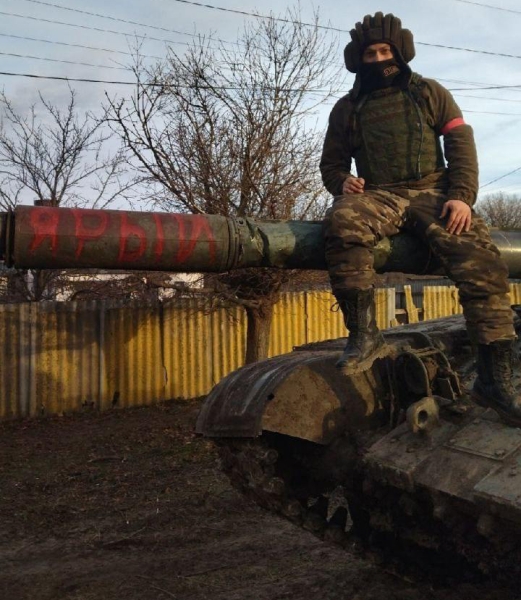 &laquo;Машина &mdash; это дом, друг, союзник и броня&raquo;: как командир танка с позывным Музей помог бойцам выйти из окружения