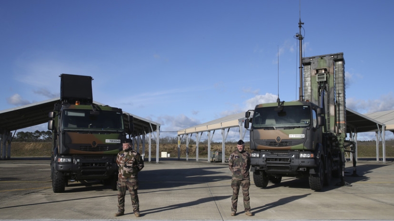 «Мечутся по всему миру»: как статус ядерной державы Франции оказался в зависимости от России и бывших колоний