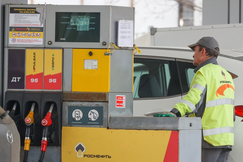 &laquo;Меры сработали в полном объёме&raquo;: Минэнерго предложило снять запрет на вывоз бензина из России