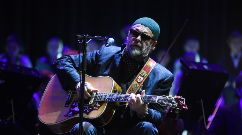 Минюст включил в реестр иноагентов музыканта Гребенщикова и журналиста Караулова