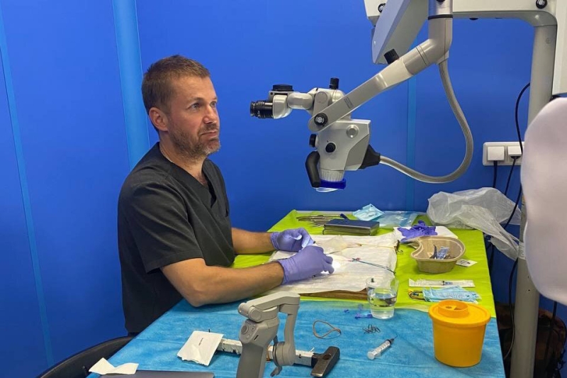 &laquo;Мир должен стать добрее&raquo;: как хирург из Краснодара спасает в ЛНР пациентов, которым грозит ампутация конечностей