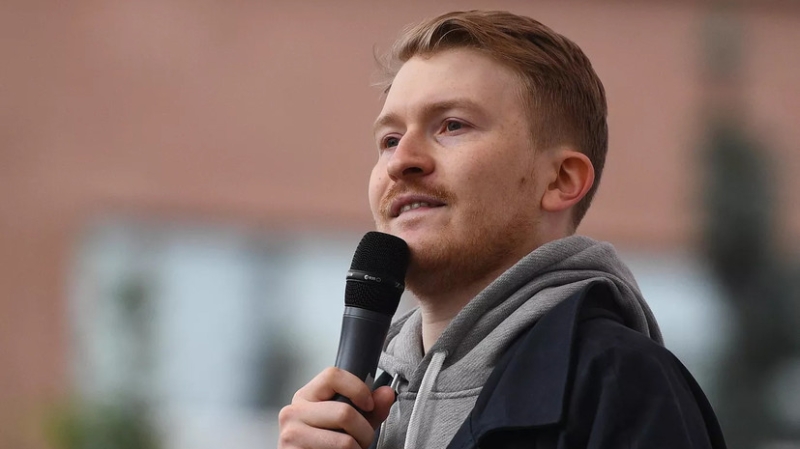 Мосгорсуд прекратил административное дело против Данилы Поперечного