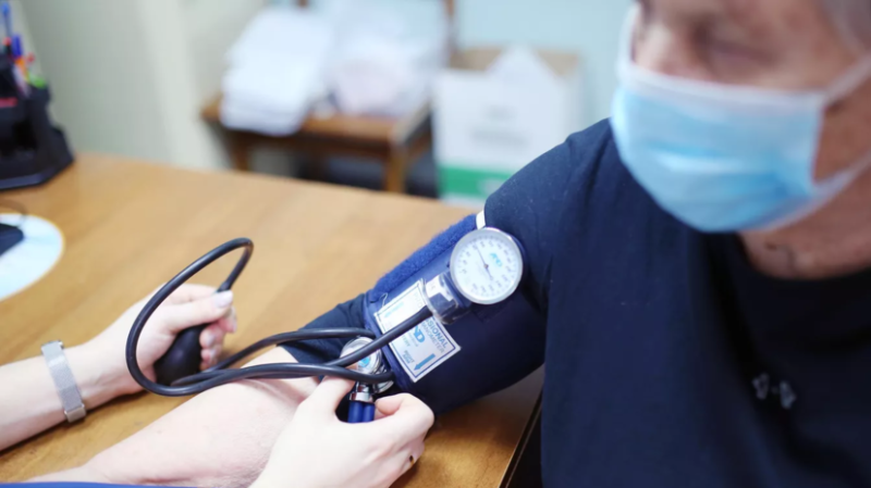 Мурашко: диспансеризация взрослых в новых регионах России идёт