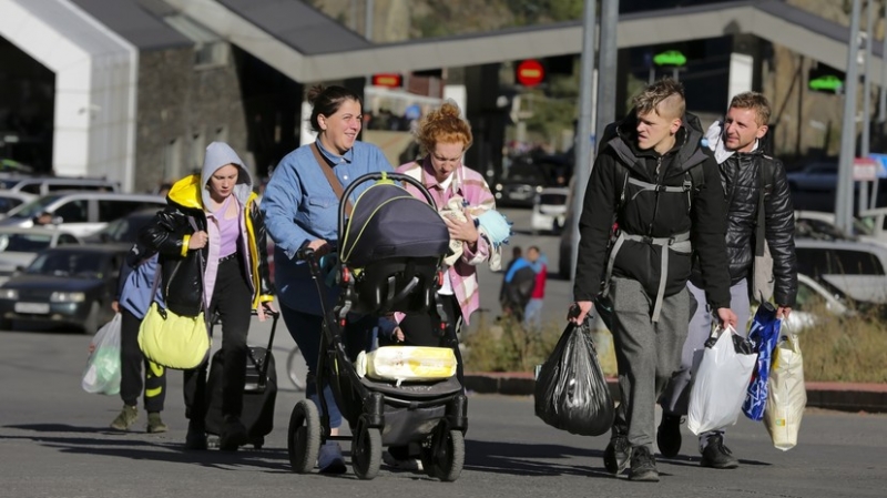 МВД: на КПП на границе с Грузией развернут мобилизационный пункт военкомата