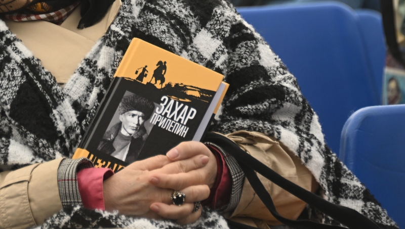 «Мы недооцениваем масштаб его популярности»: Захар Прилепин — о Михаиле Шолохове, его судьбе и романе «Тихий Дон»