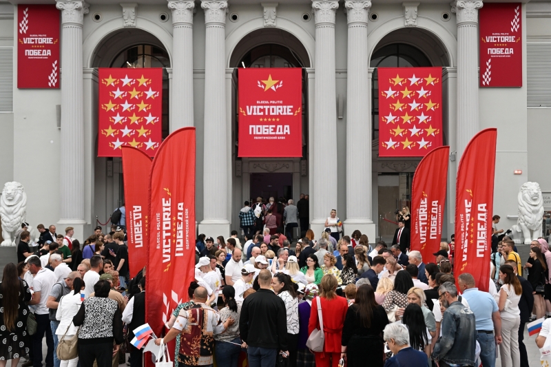 «На кону право голосовать осознанно»: оппозиция Молдавии обвинила местные СМИ в отказе освещать президентские выборы