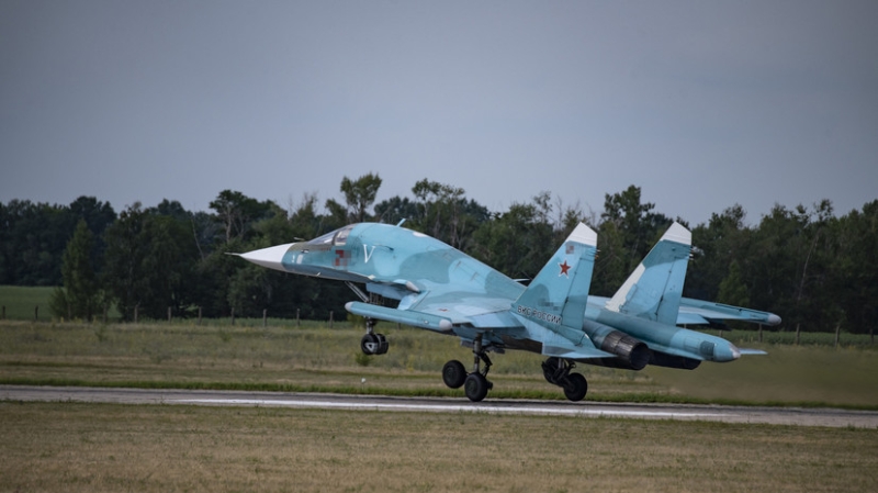 На Купянском направлении: ВС РФ нанесли авиаудар по пункту временной дислокации и ремонтной базе ВСУ