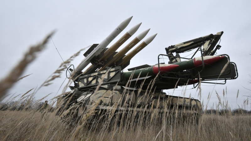 Над 12 регионами: за ночь российские силы ПВО сбили 96 украинских БПЛА