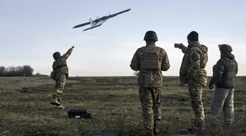 Над тремя регионами и Азовским морем: за ночь российские силы ПВО сбили 19 украинских БПЛА