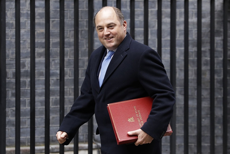 &laquo;Накопилось множество проблем&raquo;: почему Великобритания добивается контактов с Россией на уровне глав МИД и Минобороны