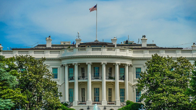 &laquo;Не дать соперничать на равных&raquo;: почему РФ и КНР названы угрозами в стратегическом руководстве по нацбезопасности США