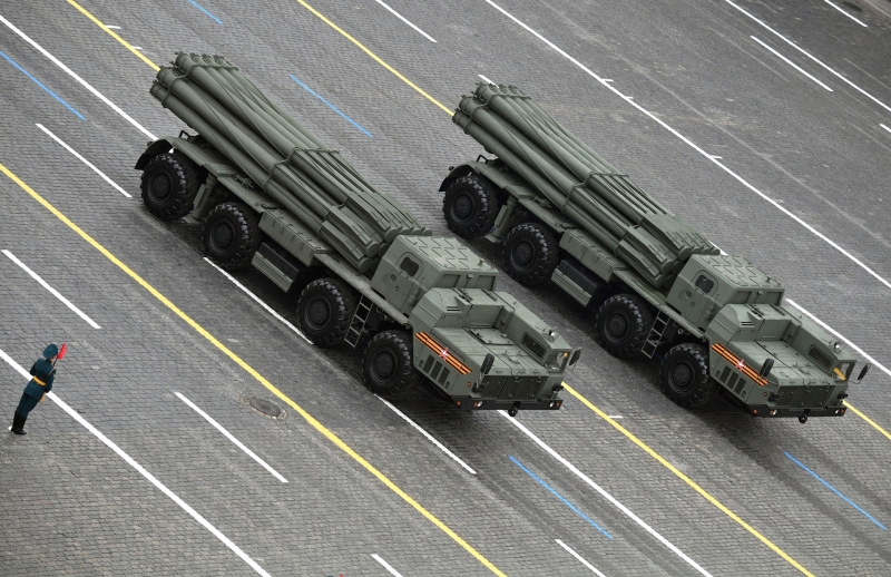 &laquo;Несут круглосуточное дежурство&raquo;: Минобороны РФ показало работу РСЗО &laquo;Торнадо-С&raquo; в зоне СВО