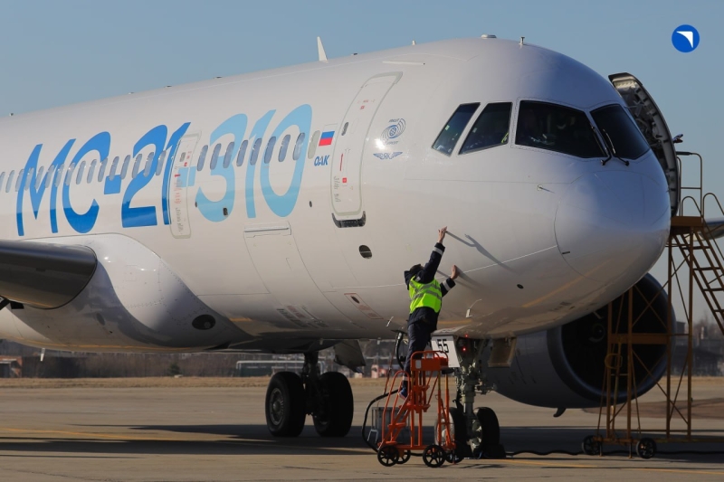 Независим от санкций и зарубежных поставщиков: МС-21 с новыми российскими системами совершил первый полёт