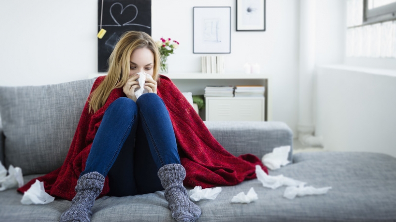 «Об эпидемии пока говорить рано»: директор НИИ гриппа — о «реванше» ОРВИ после трёх лет пандемии COVID-19