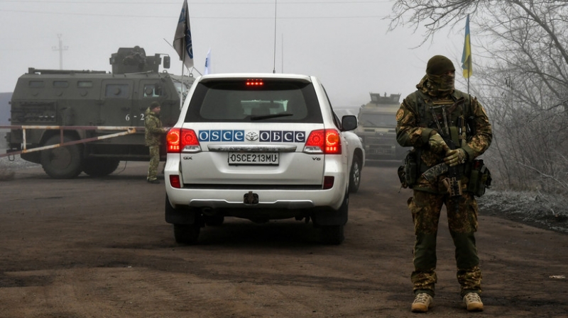 «Обслуживали интересы западных кураторов Киева»: в МИД заявили о противоправной деятельности СММ ОБСЕ на Украине