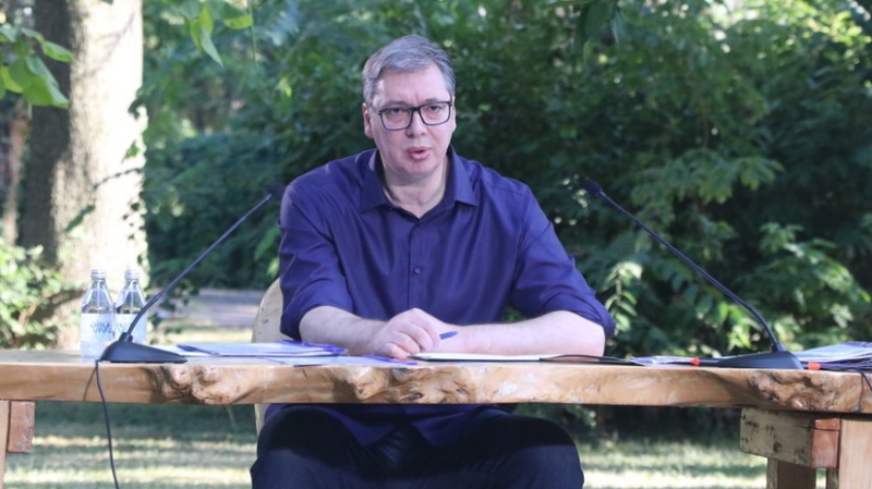 Одной из главных тем переговоров Вучича и Макрона будет украинский конфликт