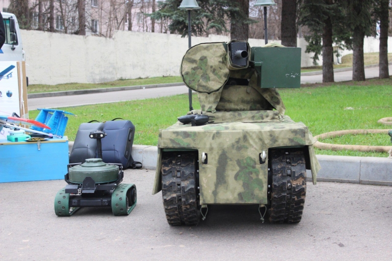 &laquo;Оперативно и безопасно&raquo;: какая техника применяется для повышения эффективности штурмовых действий ВС РФ