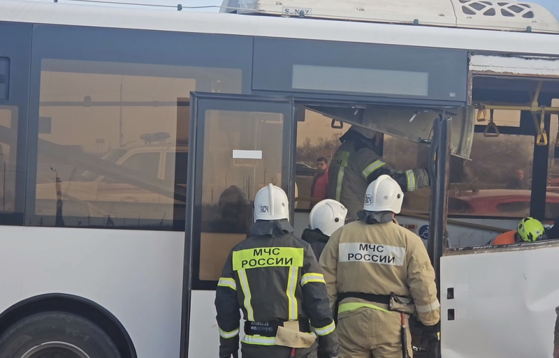 &laquo;Ослепило солнце&raquo;: что известно о ДТП в Крыму, в результате которого погибли шесть человек