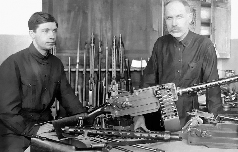 От пулемёта до пистолета ТТ: какими изобретениями прославился оружейник Фёдор Токарев
