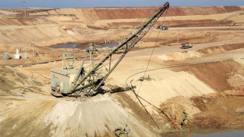 «Отдала свои ресурсы навечно»: Вашингтон и Киев заключили сделку по полезным ископаемым Украины