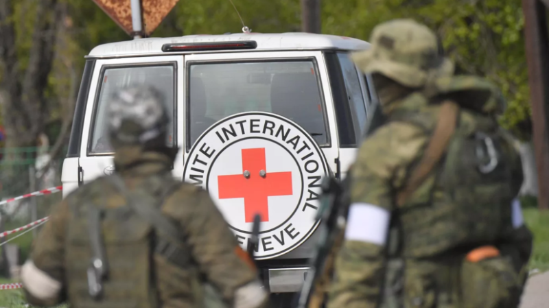 Первый самолёт с гуманитарной помощью от Красного Креста прибыл в Судан