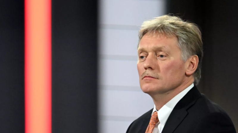 Песков назвал фактором опасности заявления Украины о продолжении атак на Россию