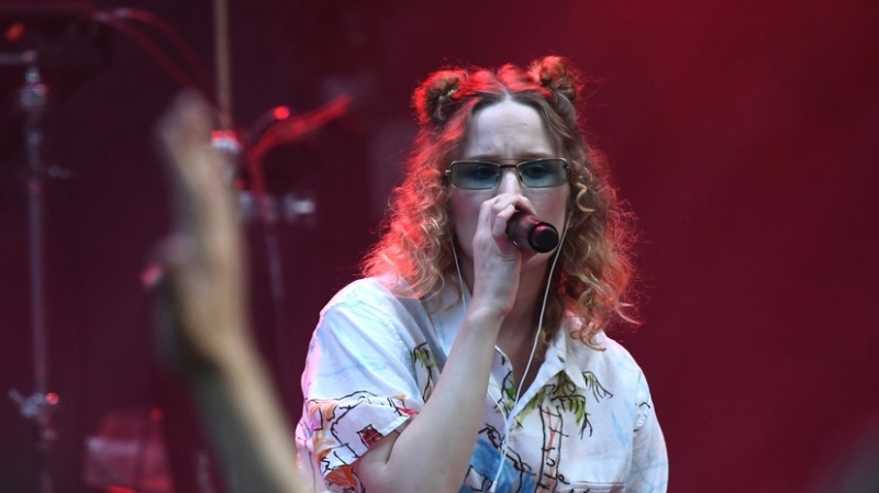 Певице Монеточке грозит уголовное наказание