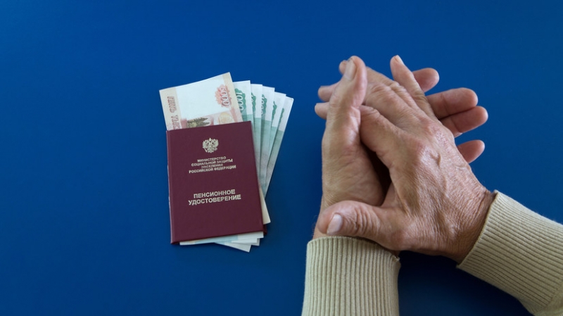 ПФР объяснил правила выплаты пенсий проживающим в СНГ россиянам
