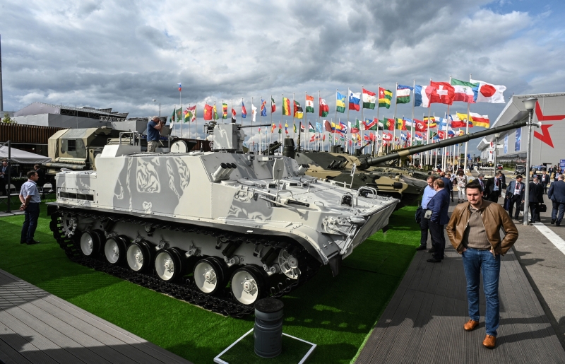 «Подвижность и плавучесть»: «Высокоточные комплексы» сообщили о скором завершении разработки бронетранспортёра БТ-3Ф