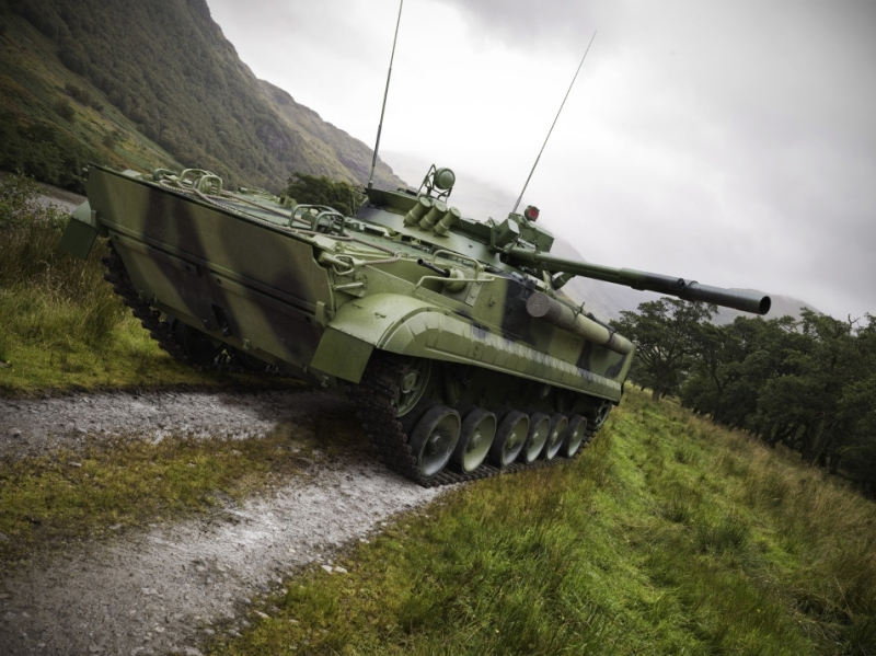 «Подвижность и плавучесть»: «Высокоточные комплексы» сообщили о скором завершении разработки бронетранспортёра БТ-3Ф