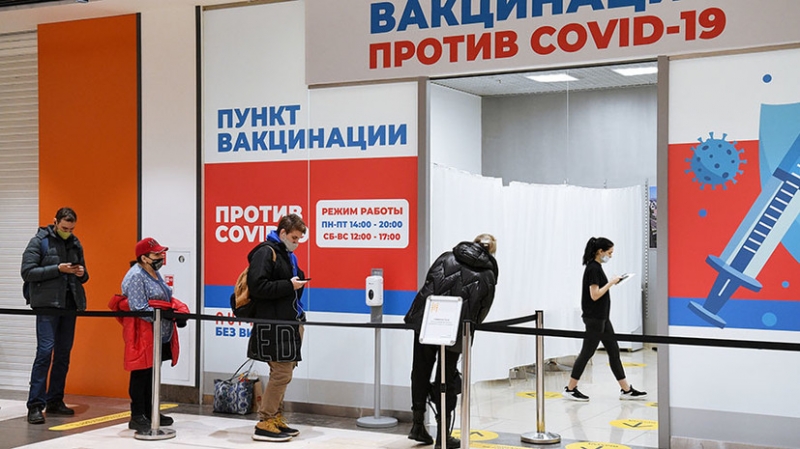 «Помочь могут вакцинация и соблюдение профилактических мероприятий»: в России выявлено 38 420 новых случаев коронавируса