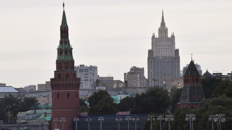 &laquo;Повредил отдельно стоящее техническое помещение МНПЗ&raquo;: что известно о ночной атаке беспилотников на Москву