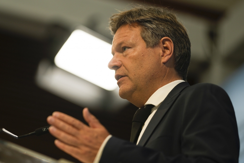 «Позиция откровенно вредительская»: почему министр экономики Германии выступил против запуска «Северного потока — 2»